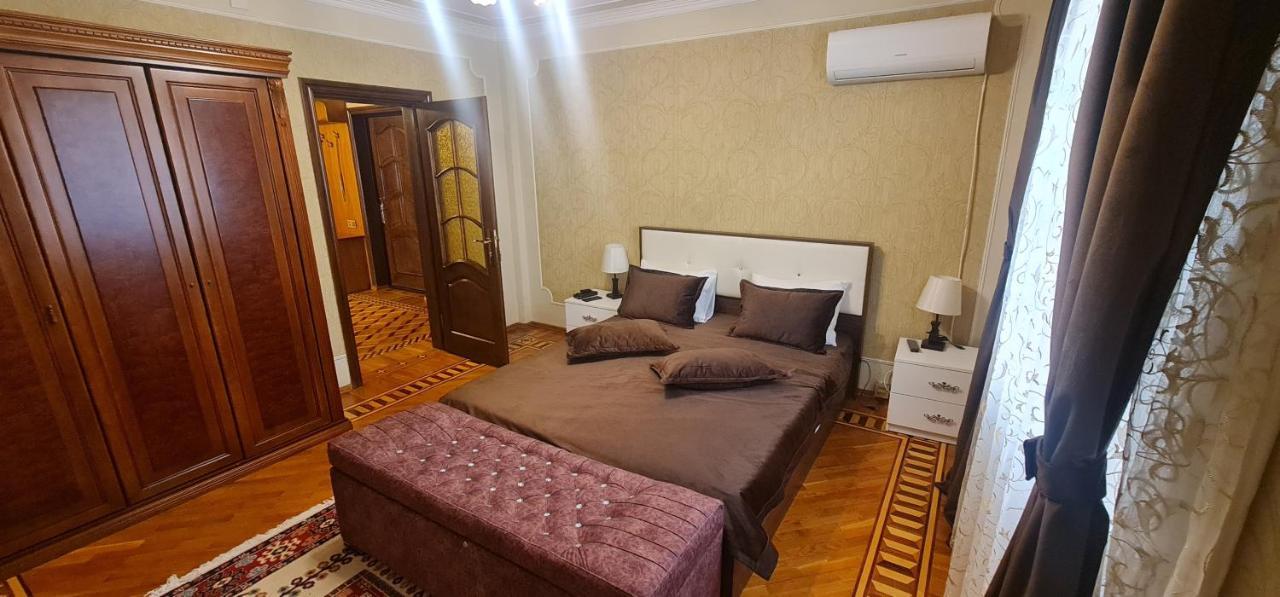 Gold Wall Apartment Baku Exterior photo